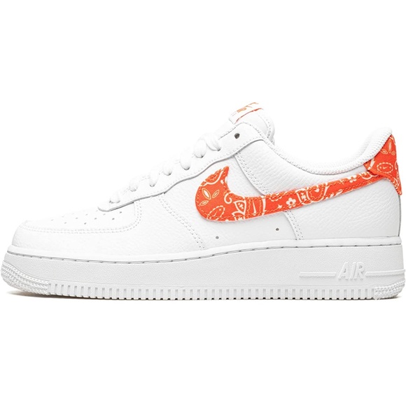 Nike Women’s Air Force Ones NIB 7.5 - Picture 4 of 5